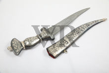 Load image into Gallery viewer, Medieval Indian Koftgari Dagger

